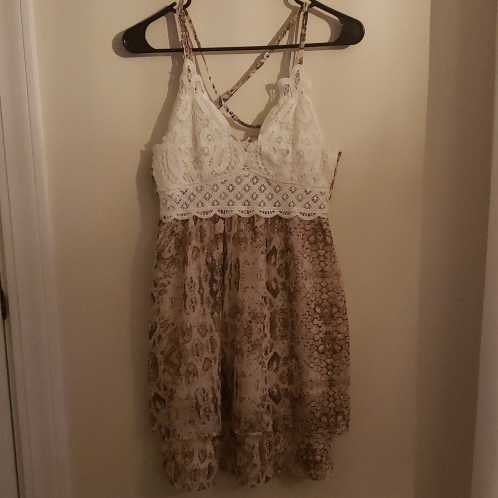 She & Sky, Small, Snakeskin Pattern